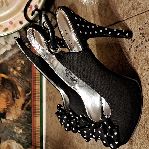 Rampage slingbacks - Picture 4 of 8